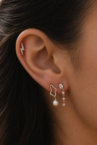 Solid Gold Wavy Pearl Stud Earrings - White Gold