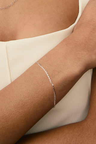 9ct Solid White Gold Flat Curb Chain Bracelet